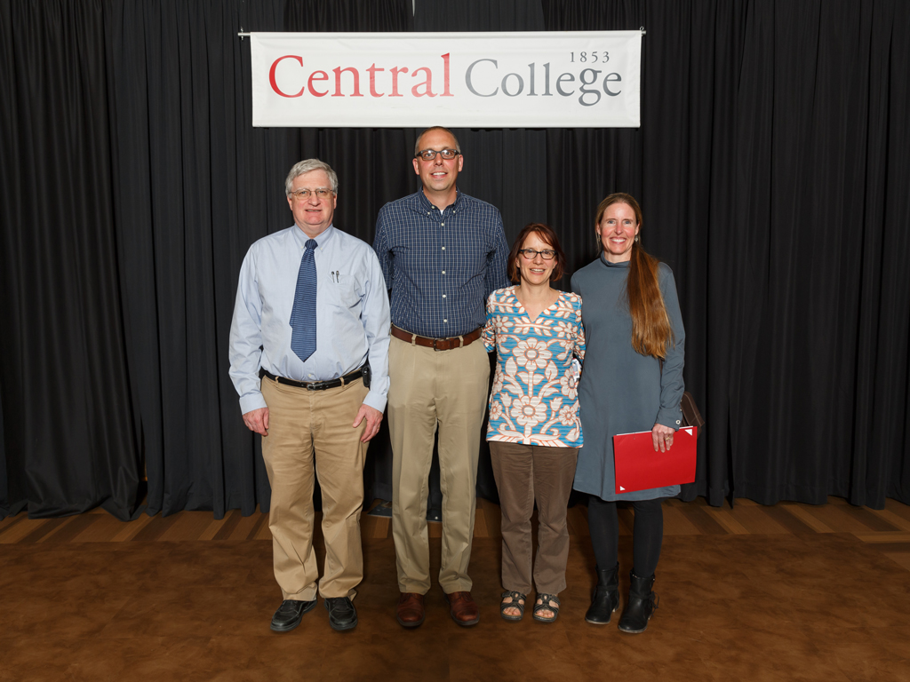 Central Faculty Receive Teaching Awards