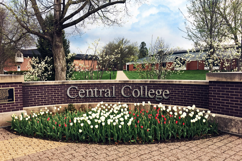 Central College Names Students to Dean’s List
