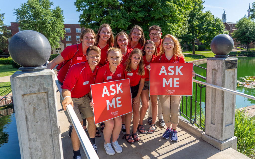 Student Orientation Staff (SOS)