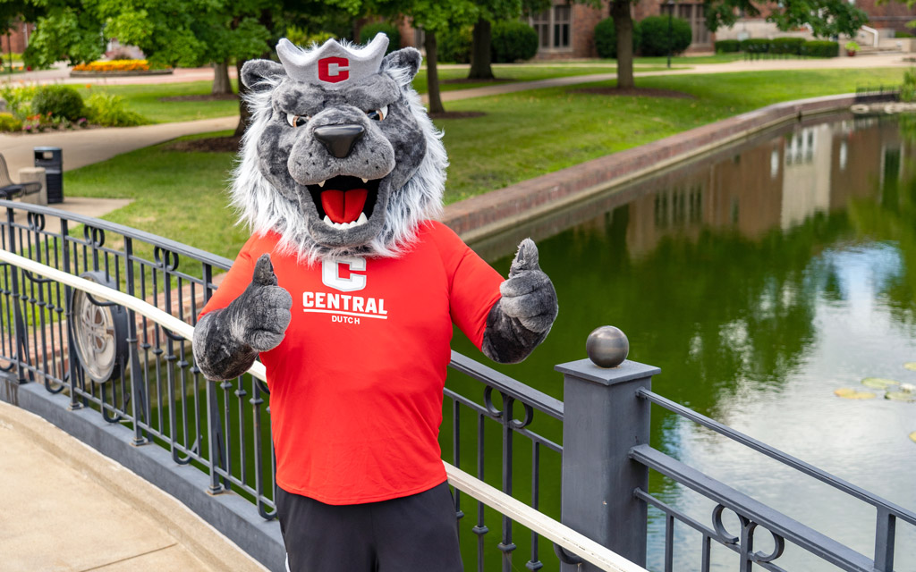 Fundraising Sees Strong First Half of Fiscal Year at Central College