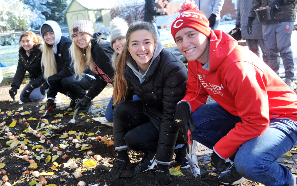 Central students volunteering during Service Day