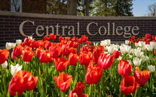 Central College sign with tulips