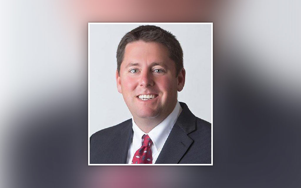 Brian Huinker ’00 Named New Luther College Women’s Golf Coach