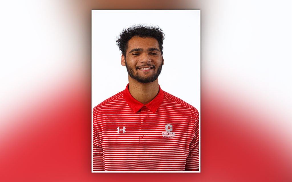 Malik Wildermuth ’18 Accepts Assistant Basketball Coach Position at Augustana College
