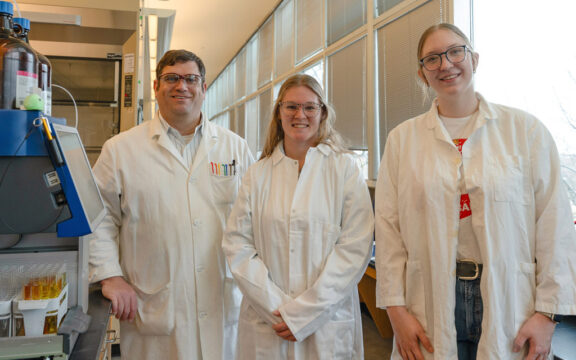 Student Researchers Open Opportunities for Supramolecular Applications