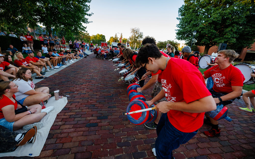 Central College Family Invited to Homecoming Weekend